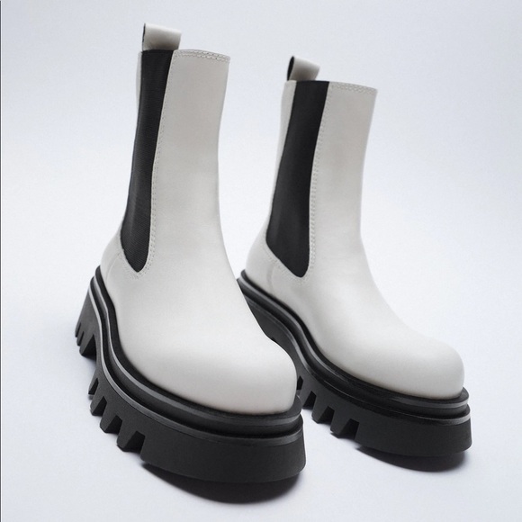 NWT. Zara White Flat Leather Ankle Boots. Size 6.5 - Picture 2 of 5
